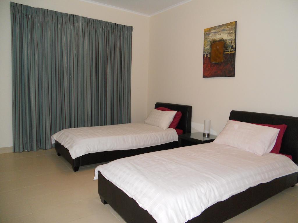Apartamentos Cabanas Golf ตาวิรา ภายนอก รูปภาพ